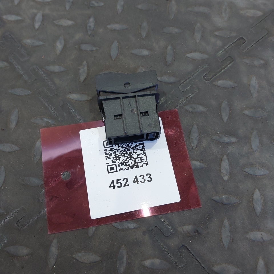 0125451207 MERCEDES Кнопка, № XF452433, фото 2