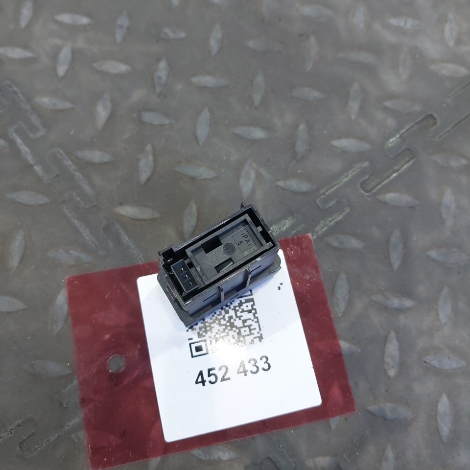 0125451207 MERCEDES Кнопка, № XF452433, фото 4