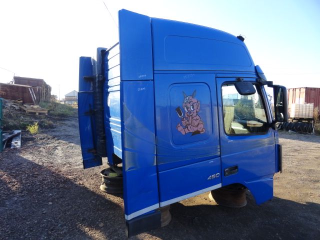 VOLVO Каркас кабины, № XF258554, фото 4