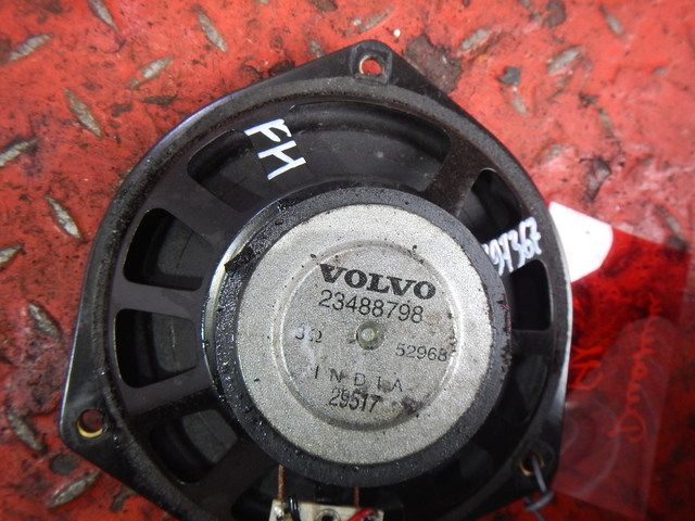 23488798 VOLVO Динамик, № XF397367, фото 4