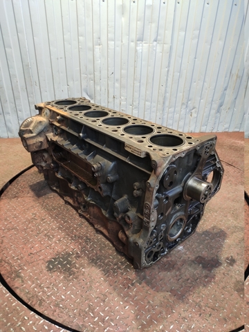 504105807 IVECO Блок двигателя, № XF161665, фото 3