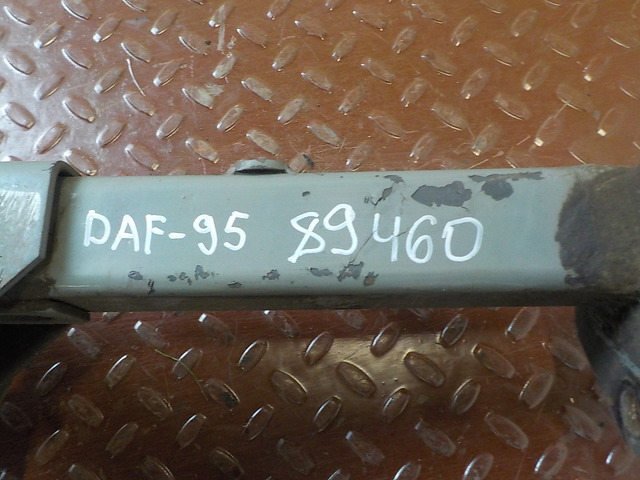 1445548 DAF Кронштейн глушителя, № XF89460, фото 1