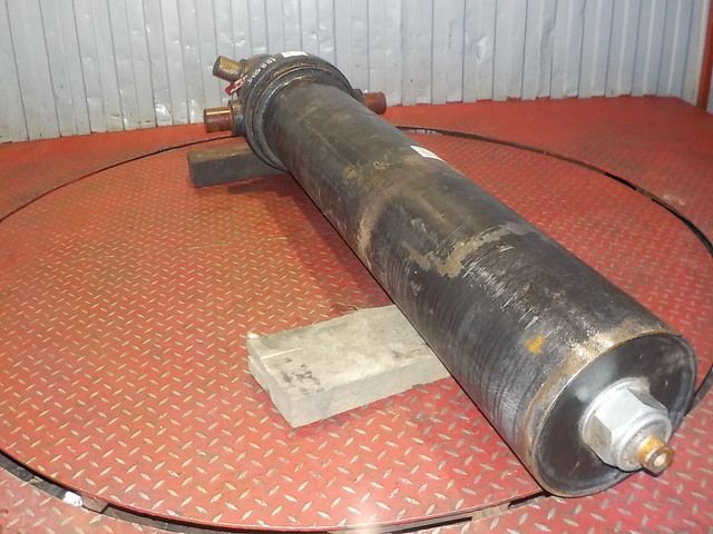 VOLVO Гидроцилиндр, № XF188595, фото 4