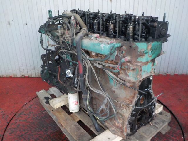 1637740 VOLVO Двигатель, D12А, № XF159438, фото 4