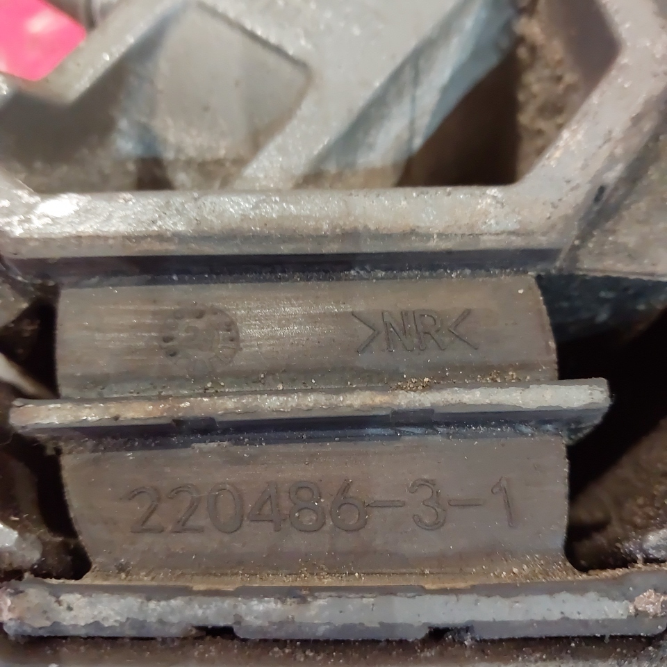 WG9925590280 SITRAK\HOWO Подушка двигателя, № XF467680, фото 5