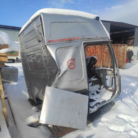 VOLVO Каркас кабины, № XF324356, фото 2