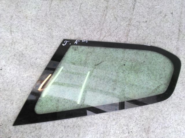1367768 FORD Стекло боковое, фото 1
