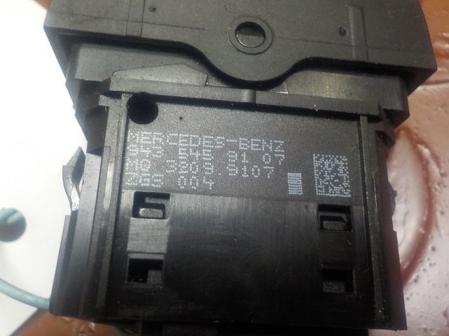 9435459107 MERCEDES Кнопка, № XF259998, фото 4