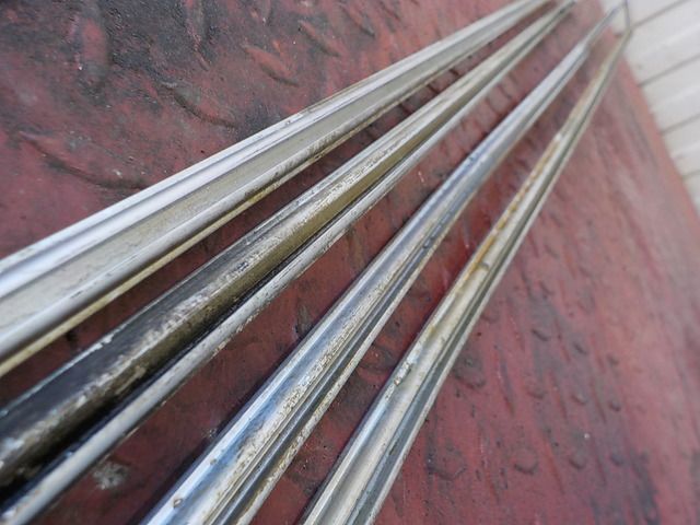 20530967 VOLVO Карниз, № XF102736, фото 3