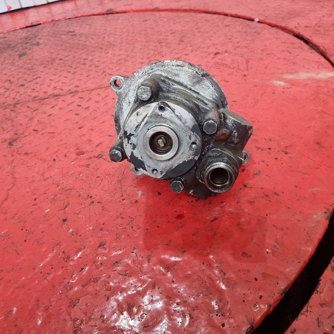 7421017710 RENAULT Насос ГУР, № XF441107, фото 4