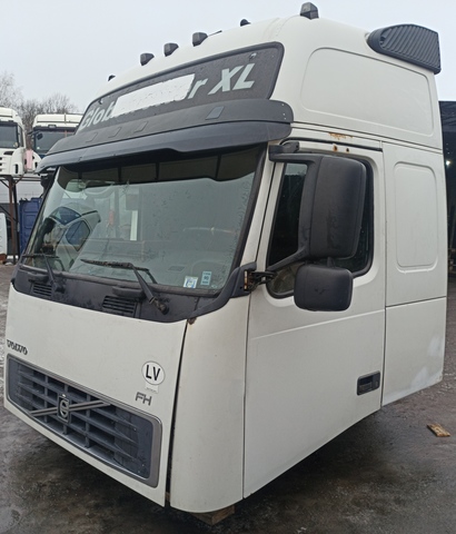 VOLVO Кабина, Globetrotter XL, № XF317672, фото 1