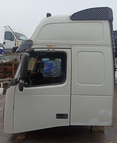VOLVO Кабина, Globetrotter XL, № XF317672, фото 2