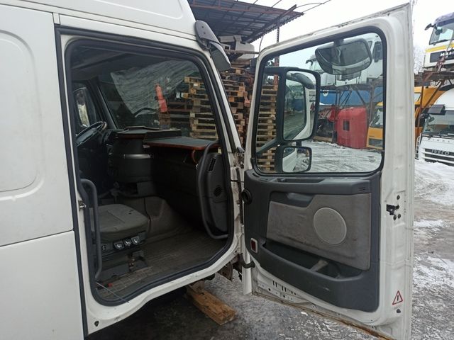 VOLVO Кабина, Globetrotter XL, № XF317672, фото 18