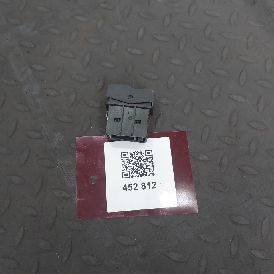 0125454907 MERCEDES Кнопка, № XF452812, фото 3