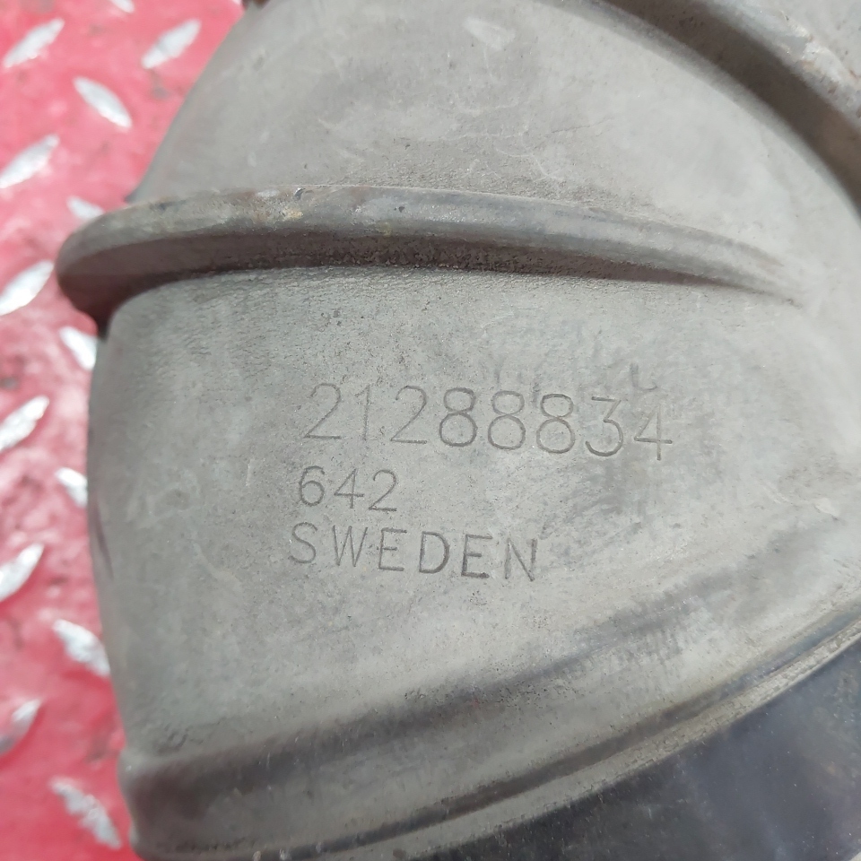 21288834 VOLVO Воздуховод, № XF470898, фото 3
