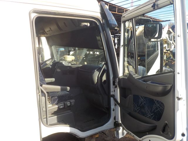 IVECO Кабина, AS, АКПП, № XF162704, фото 13
