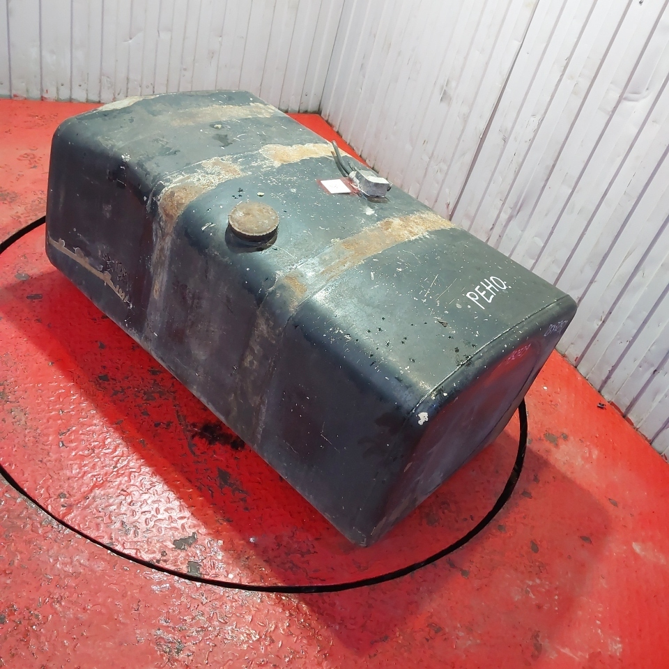 RENAULT Бак топливный, № XF432729, фото 1