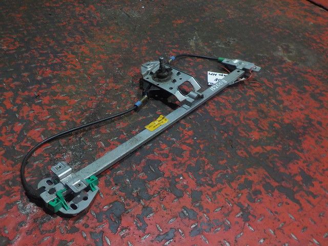 9737200246 MERCEDES Стеклоподъемник правый, № XF152008, фото 1