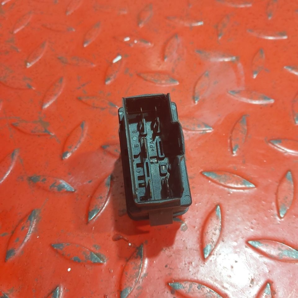 20569990 VOLVO Кнопка, № XF451114, фото 3