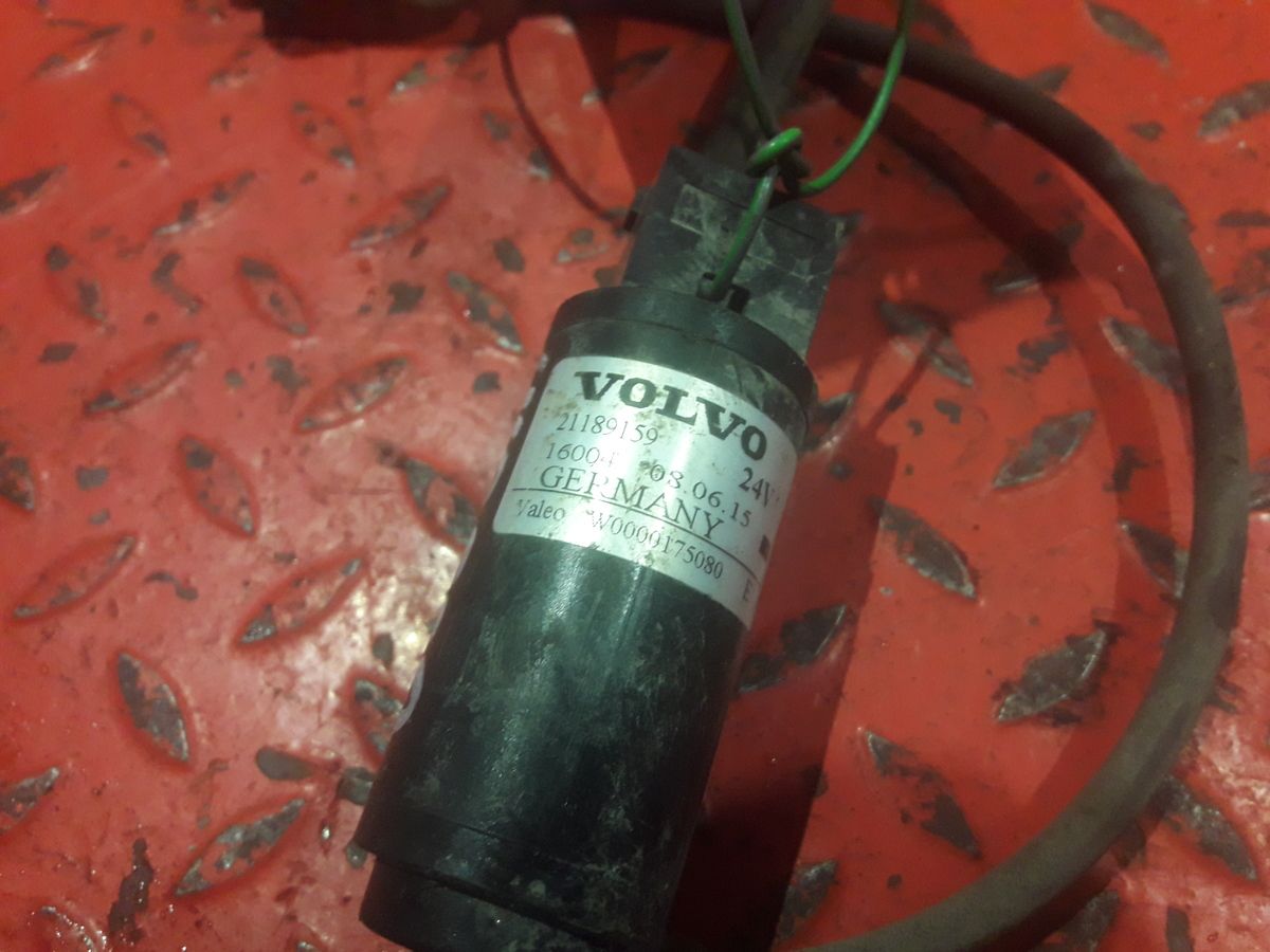 20747536 VOLVO Насос омывателя, № XF410569, фото 4