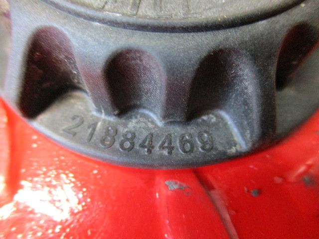21884469 VOLVO Крышка расширительного бачка, № XF272975, фото 4