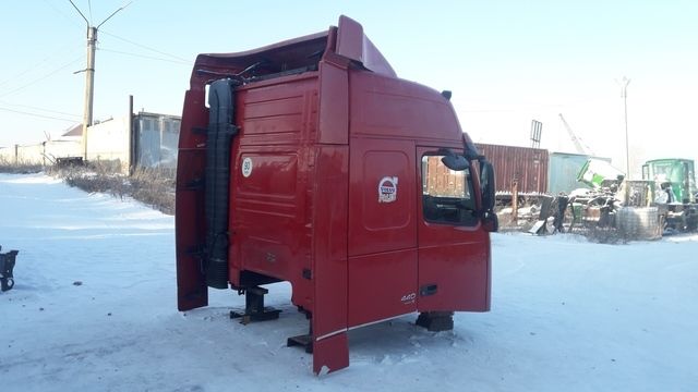 VOLVO Каркас кабины, № XF305215, фото 5
