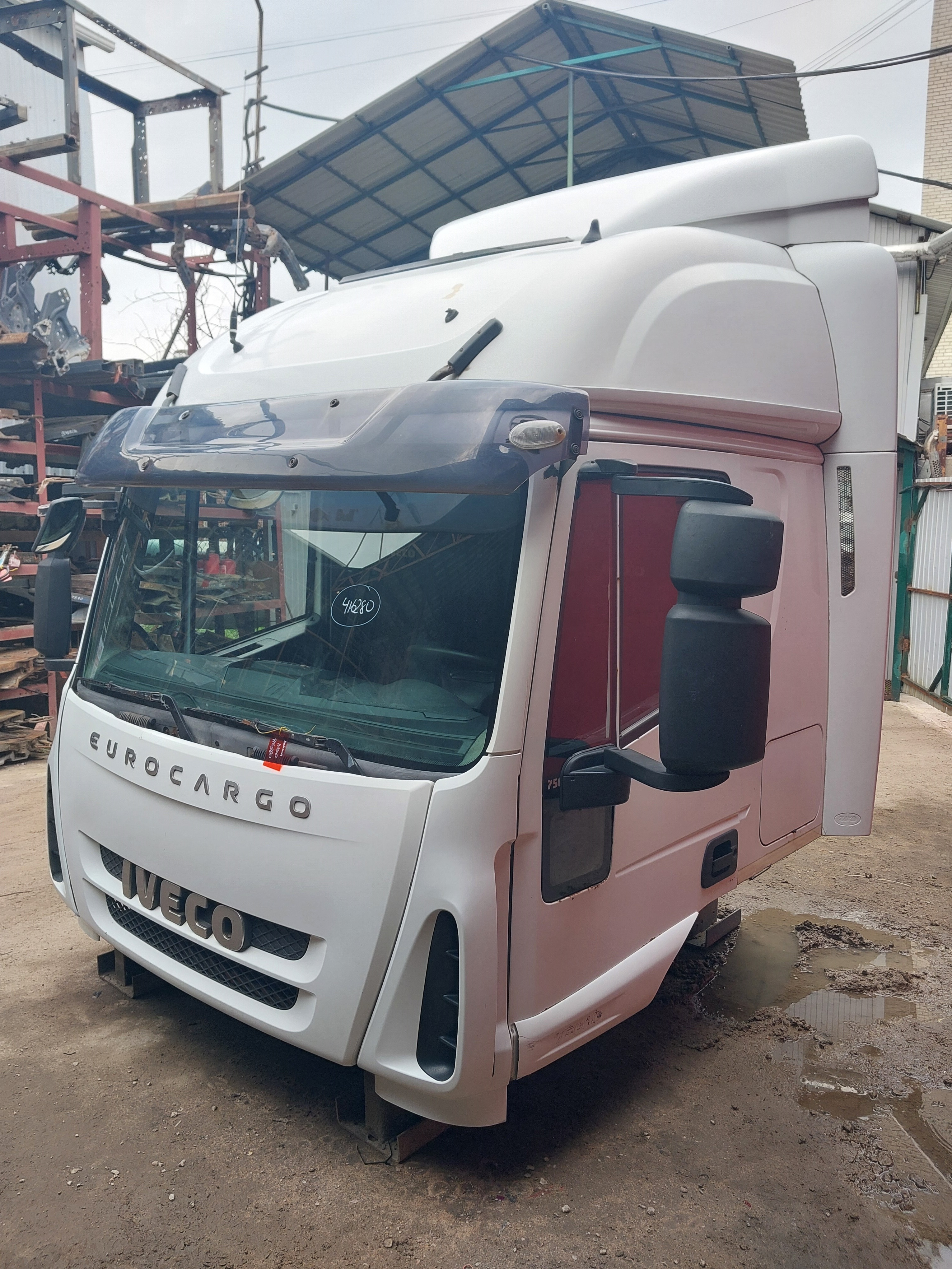 IVECO Кабина, MLL Высокая, № XF416280, фото 1