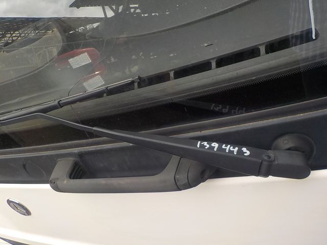 0018203744 MERCEDES Поводок стеклоочистителя, № XF139443, фото 1