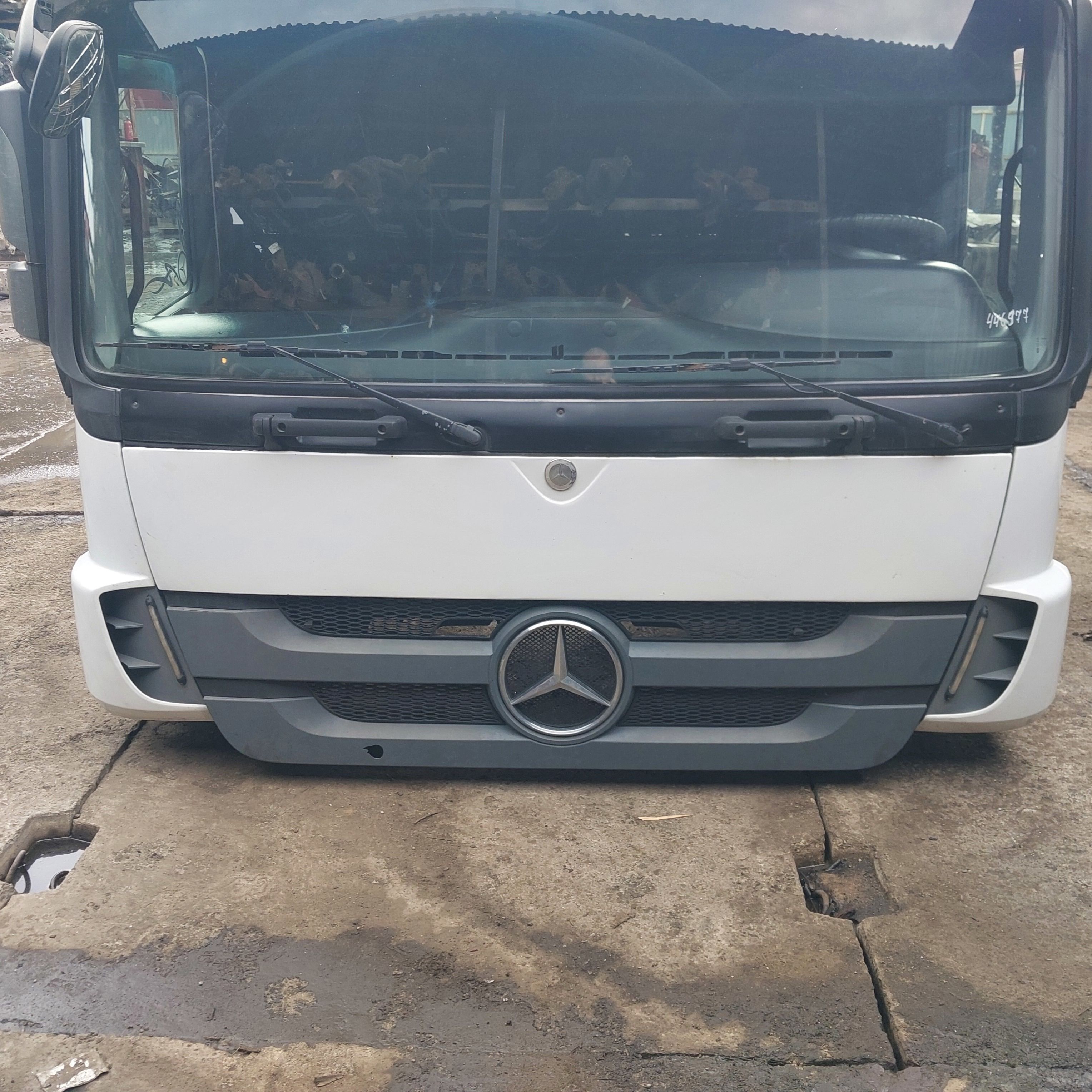 9437500109 MERCEDES Капот, № XF447013, фото 1