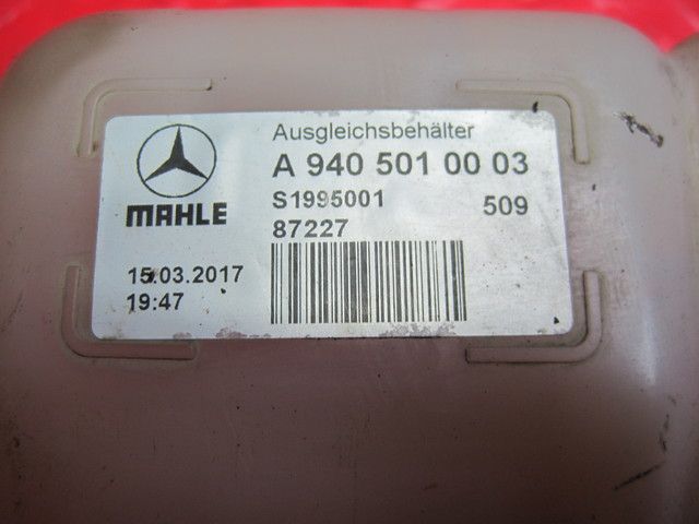 9405010003 MERCEDES Бачок расширительный, № XF239341, фото 4