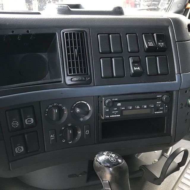 VOLVO Кабина, Globetrotter XL, № XF253563, фото 14