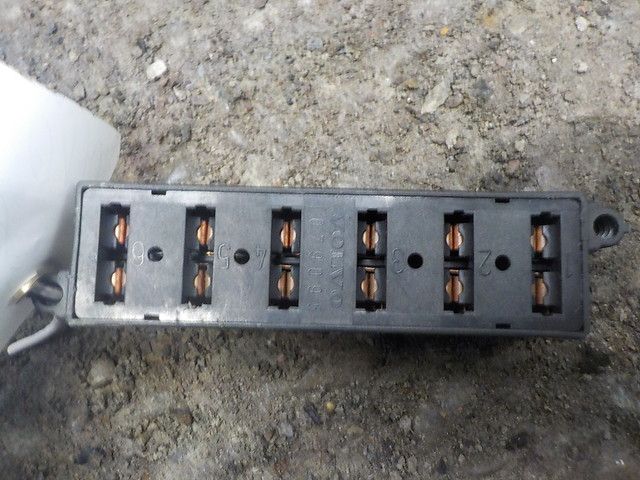 1079095 VOLVO Блок предохранителей, № XF80182, фото 2