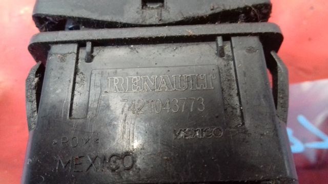 7421043773 RENAULT Кнопка, № XF396100, фото 4