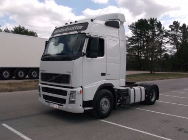 Volvo FH 2001-2005, 2002 года, автомобиль в разборе