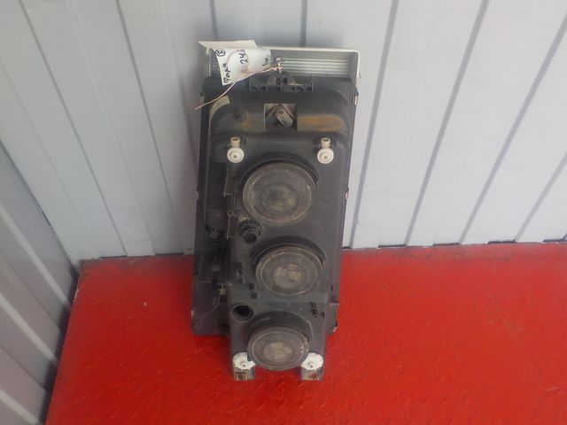 5010623619 RENAULT Фара правая, № XF246958, фото 3