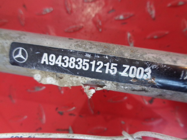 9438351215 MERCEDES Труба глушителя, № XF285184, фото 4
