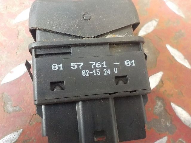 8157761 VOLVO Кнопка, № XF201369, фото 4