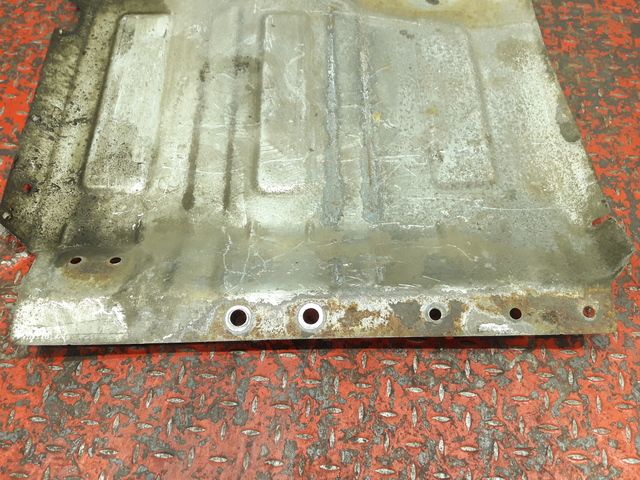21133243 VOLVO Защита глушителя, № XF333721, фото 4