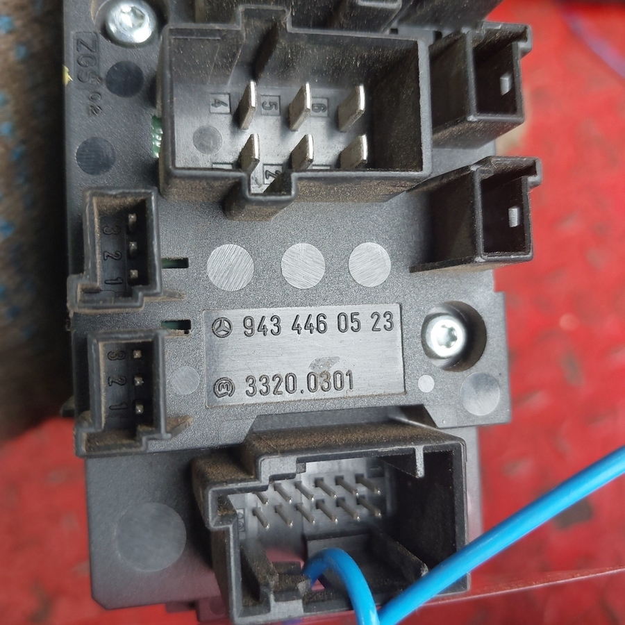 9434460523 MERCEDES Кнопка, № XF424564, фото 6