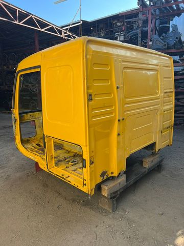 VOLVO Каркас кабины, № XF337572, фото 3