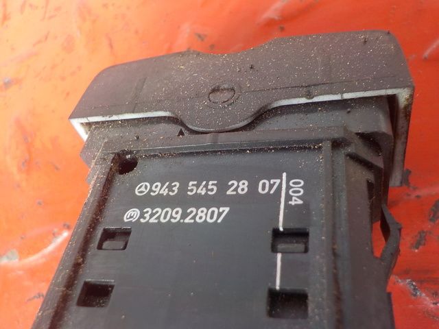 9435452807 MERCEDES Кнопка, № XF205775, фото 3