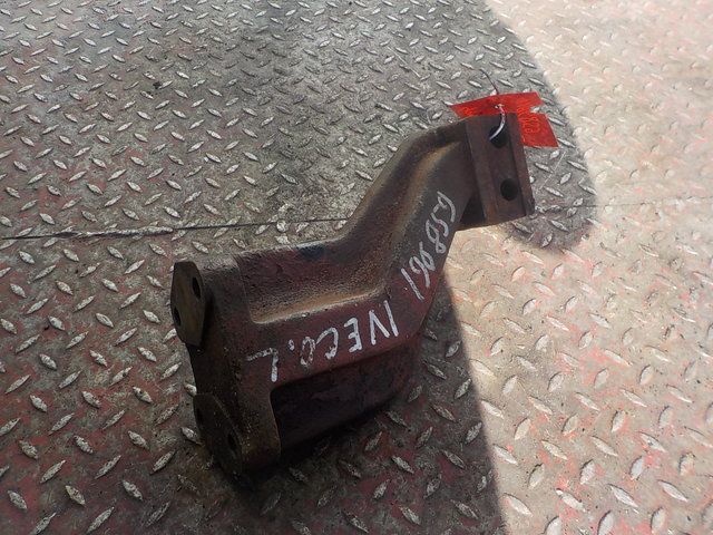 99488747 IVECO Кронштейн двигателя, № XF196859, фото 3