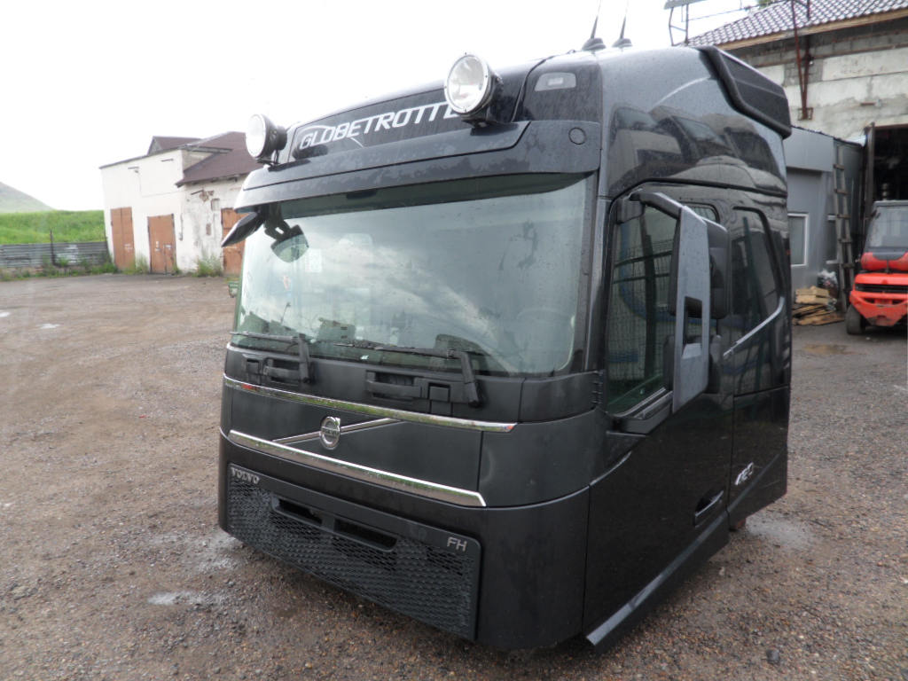 VOLVO Кабина, Globetrotter, № XF212031, фото 1