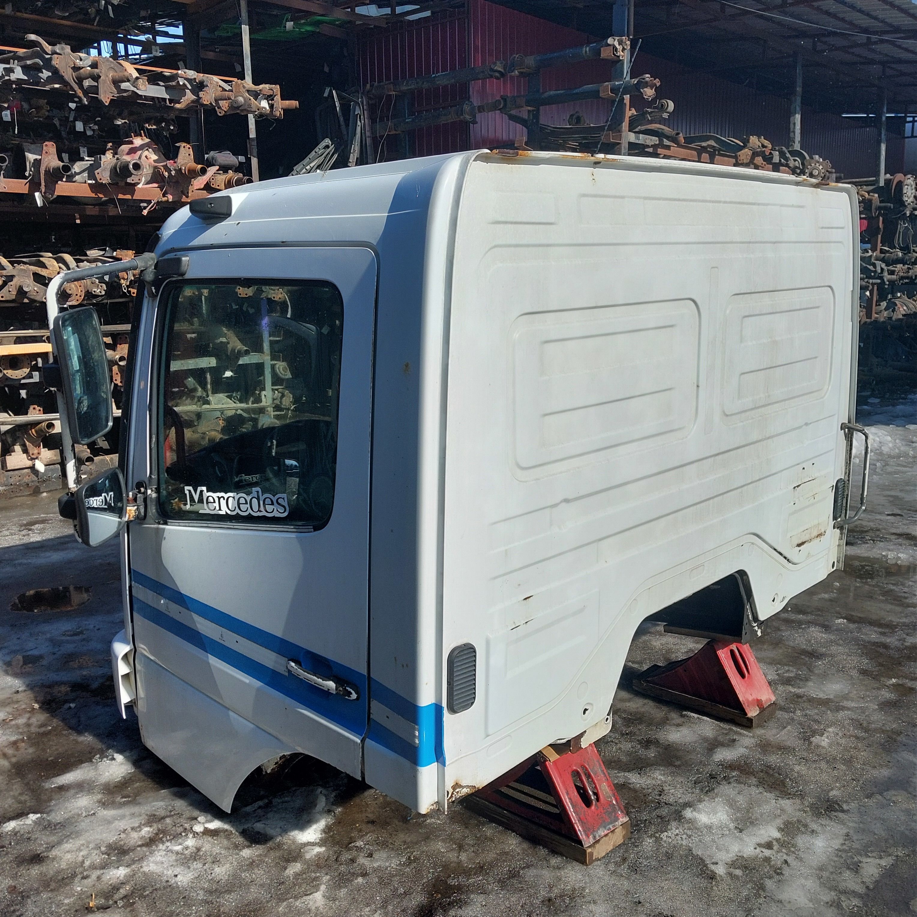 MERCEDES Каркас кабины, № XF437021, фото 3
