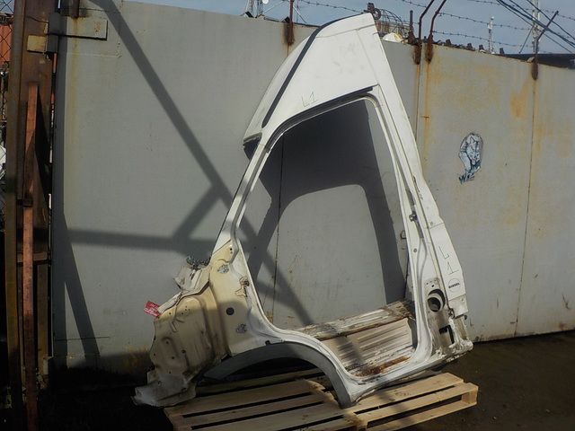 IVECO Каркас кабины, № XF175365, фото 2