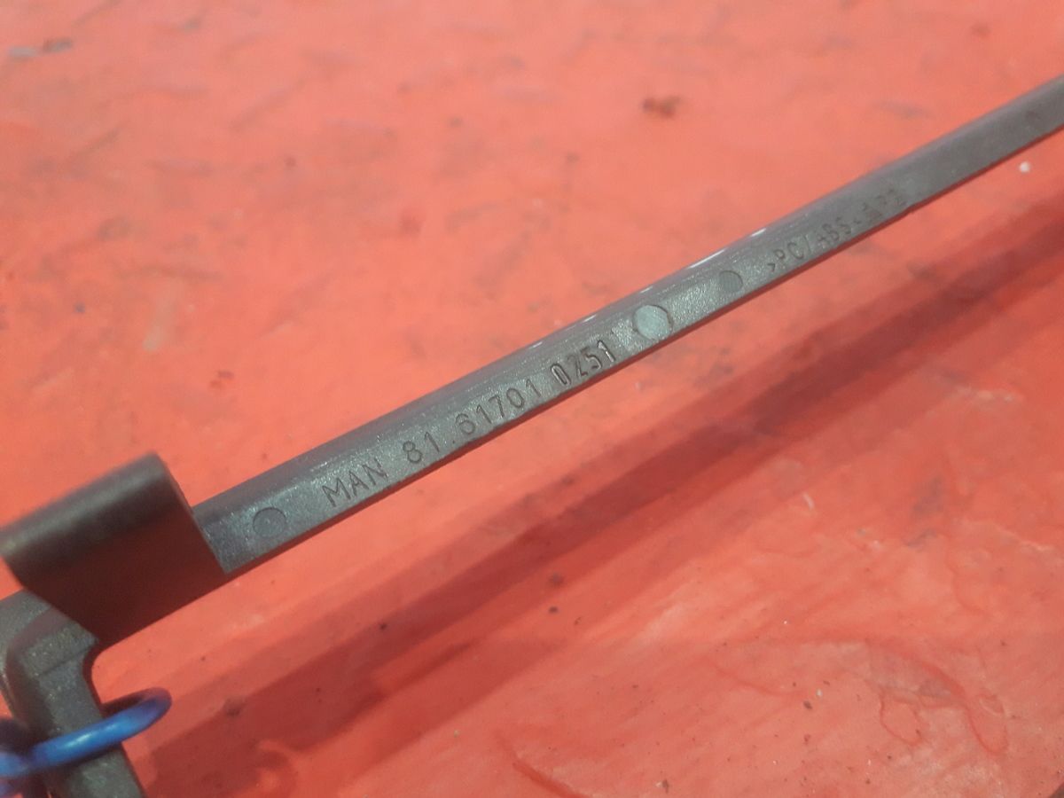 81617010251 MAN Рамка магнитолы, № XF411751, фото 3