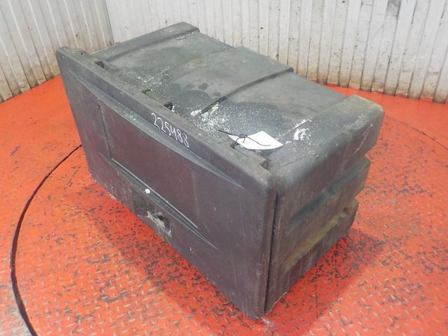 MERCEDES Ящик инструментальный, № XF225488, фото 1