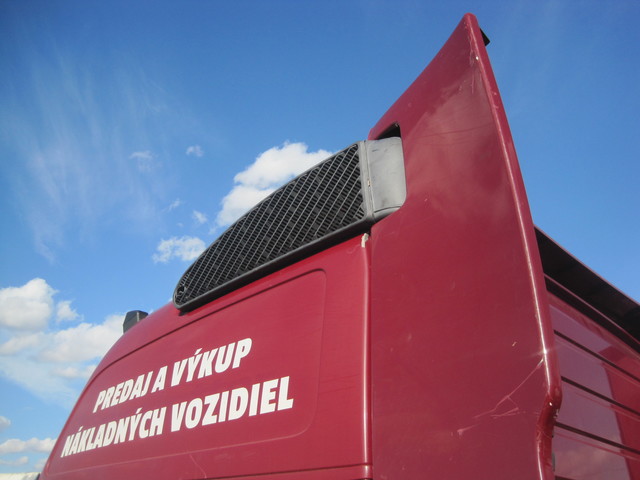 21243763 VOLVO Воздухозаборник, № XF256285, фото 1