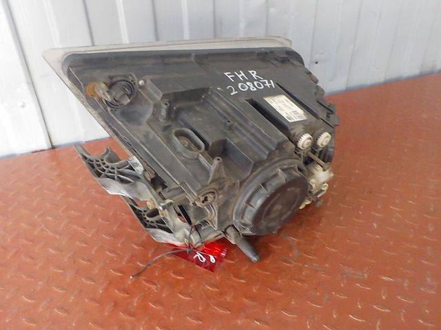82304585 VOLVO Фара правая, № XF208071, фото 4