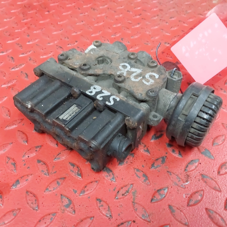 1448078 SCANIA Кран ECAS, № XF463874, фото 1